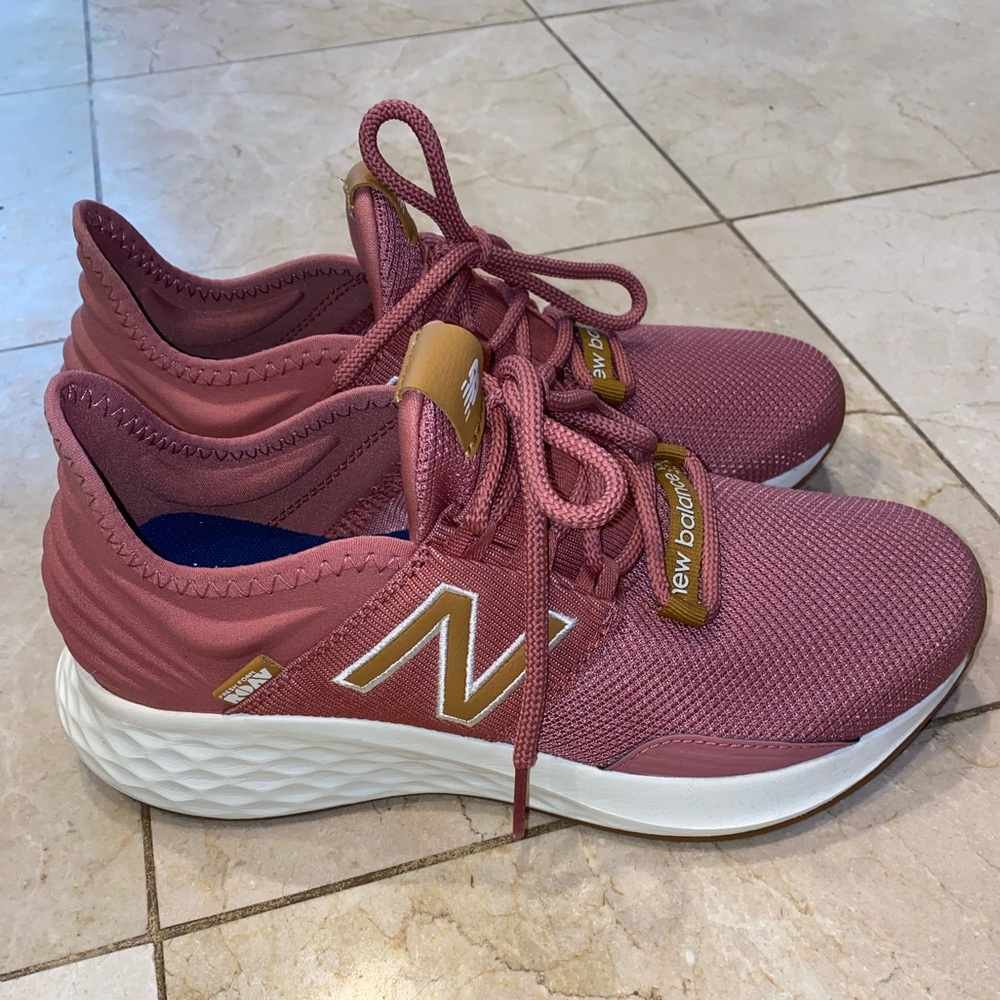 New Balance Fresh Foam Roav